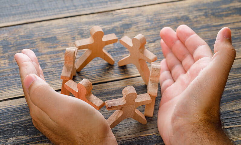 Curatela: qual é o limite entre o público e o privado?